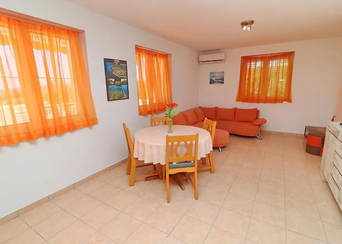 Michele-three Bedroom With Terrace Mandarin Appartement Orebić