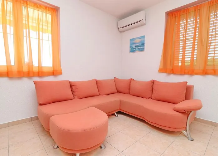 Michele-three Bedroom With Terrace Mandarin