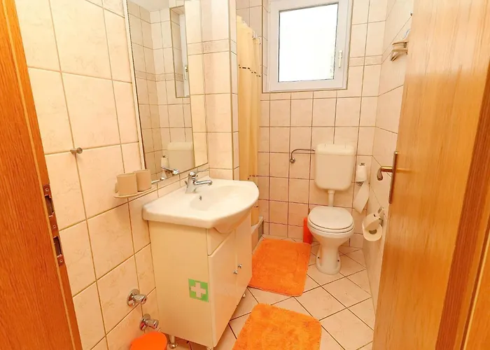 Michele-three Bedroom With Terrace Mandarin Appartamento